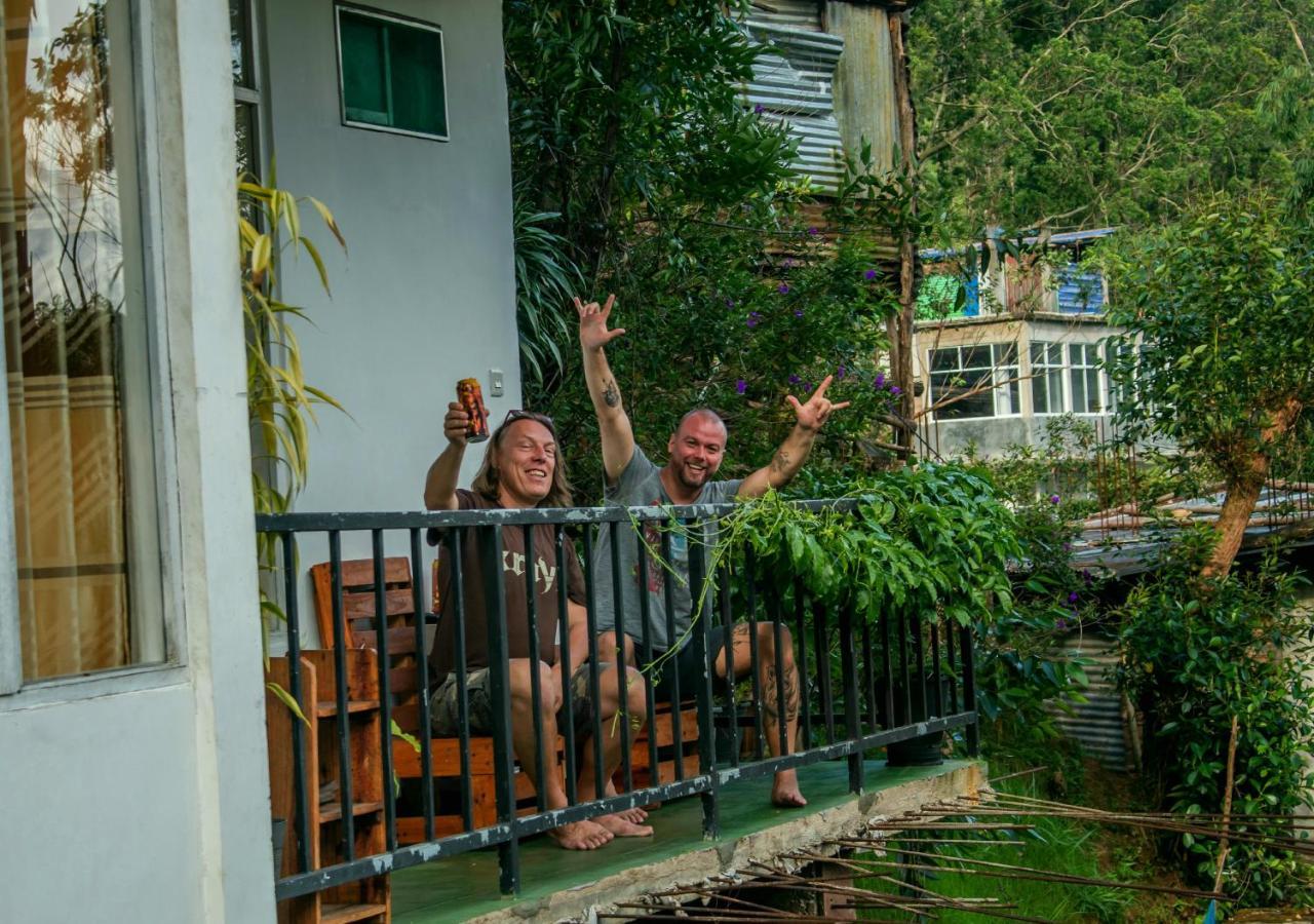 Water Side Residence Nallathanniya Εξωτερικό φωτογραφία