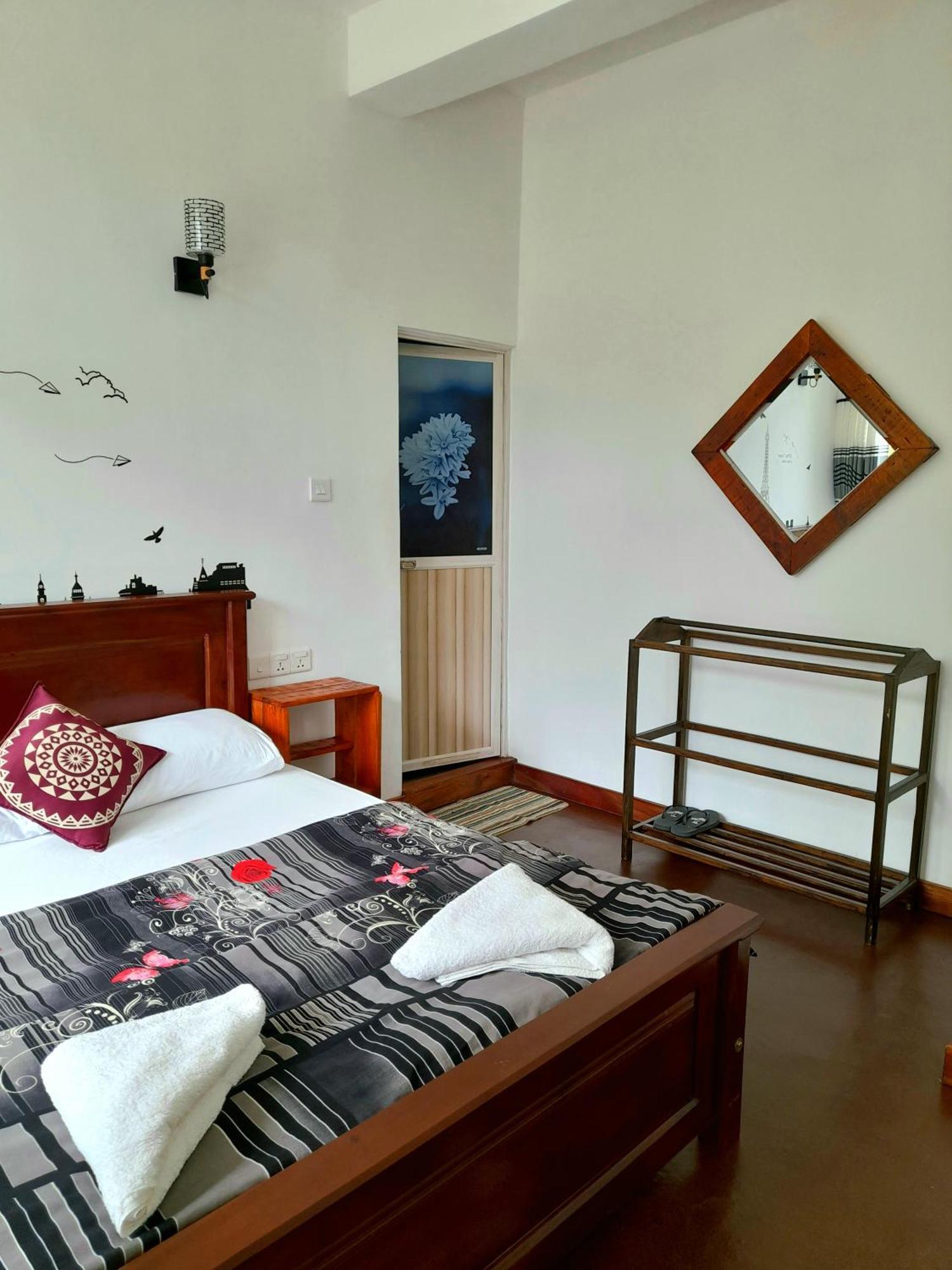 Water Side Residence Nallathanniya Δωμάτιο φωτογραφία